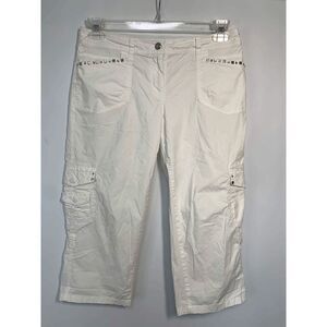 White House Black Market 19" Inseam White Cargo Capri Pant